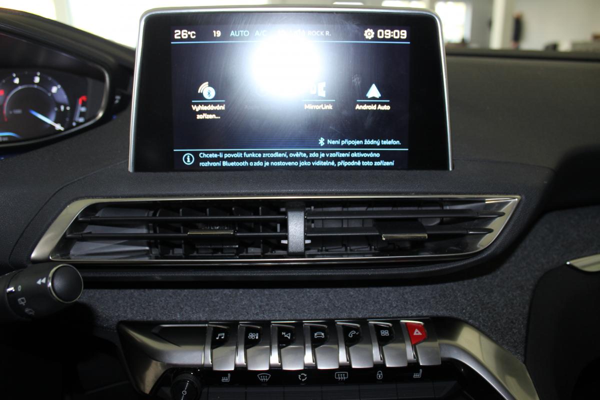Peugeot 3008 SUV