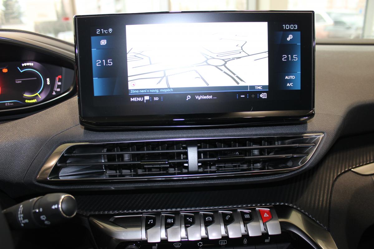 Peugeot 5008 SUV
