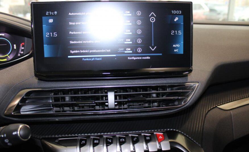 Peugeot 5008 SUV