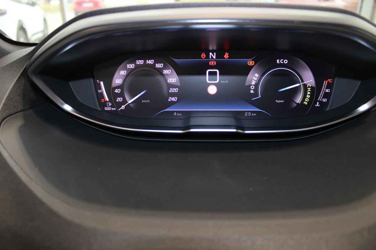 Peugeot 5008 SUV