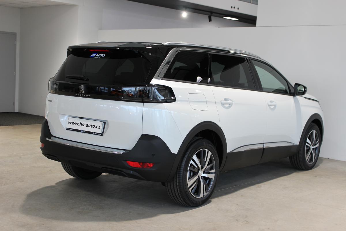Peugeot 5008 SUV