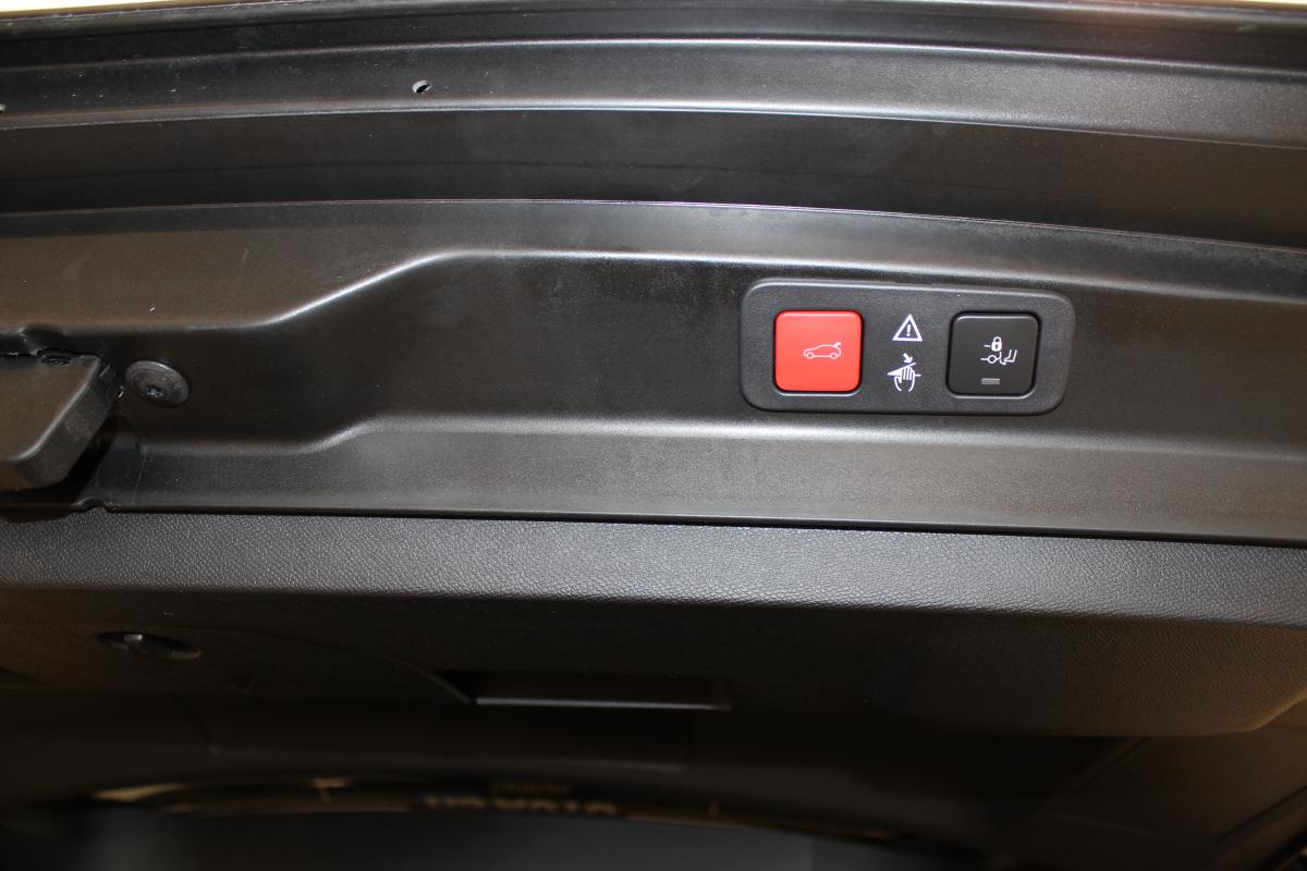 Peugeot 5008 SUV