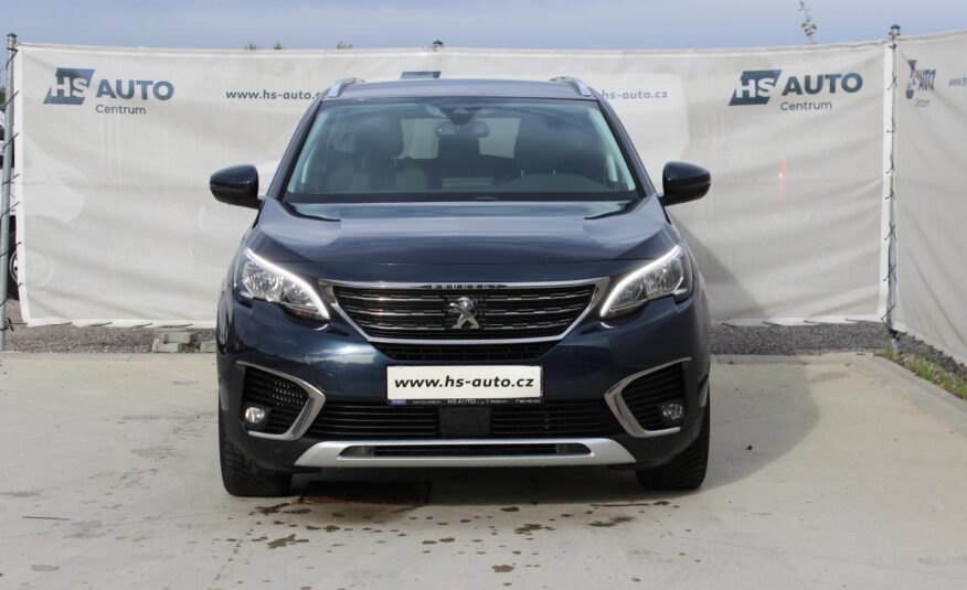 Peugeot 5008 SUV