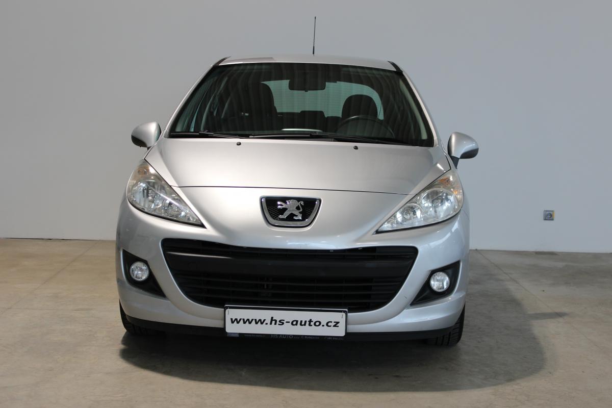 Peugeot 207 hatchback