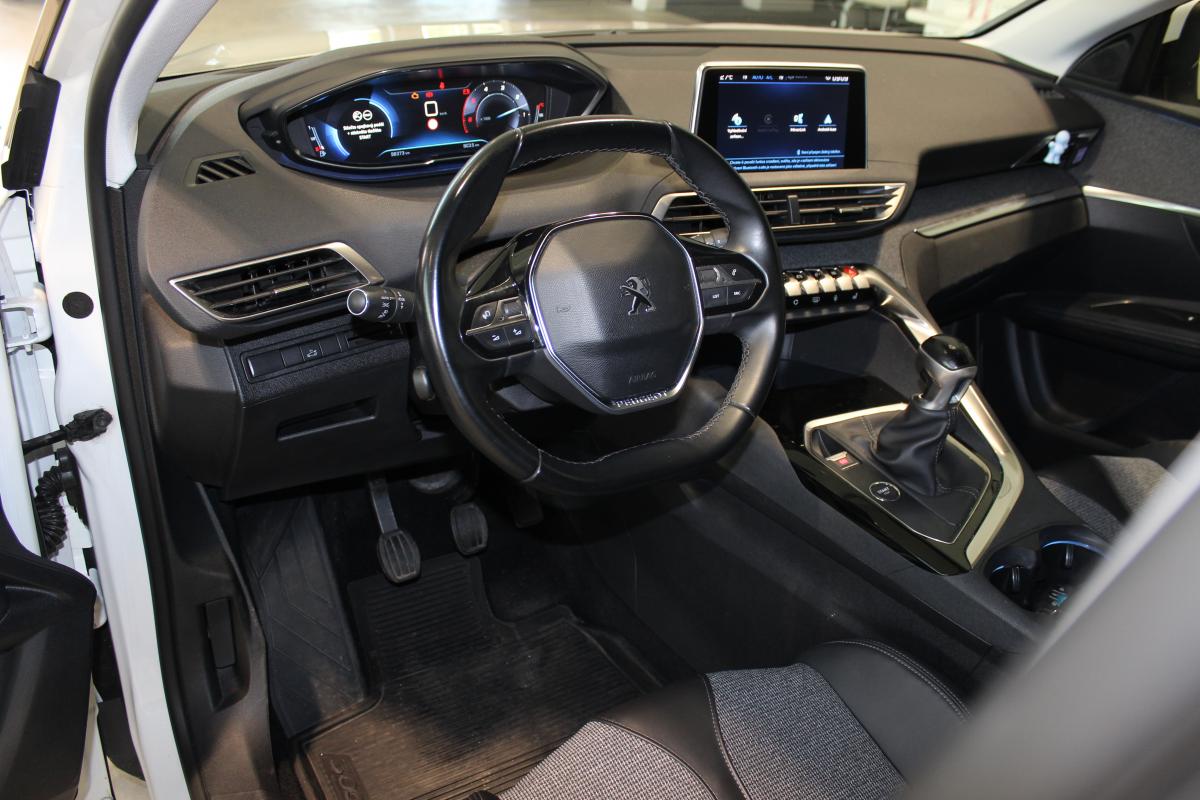 Peugeot 3008 SUV