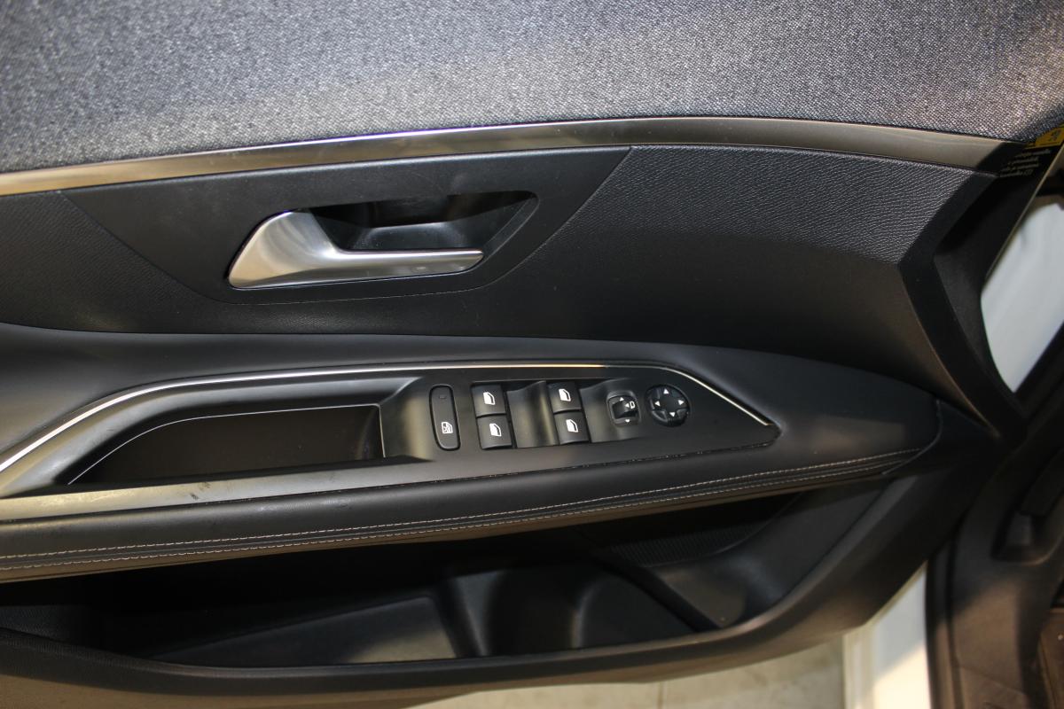 Peugeot 3008 SUV