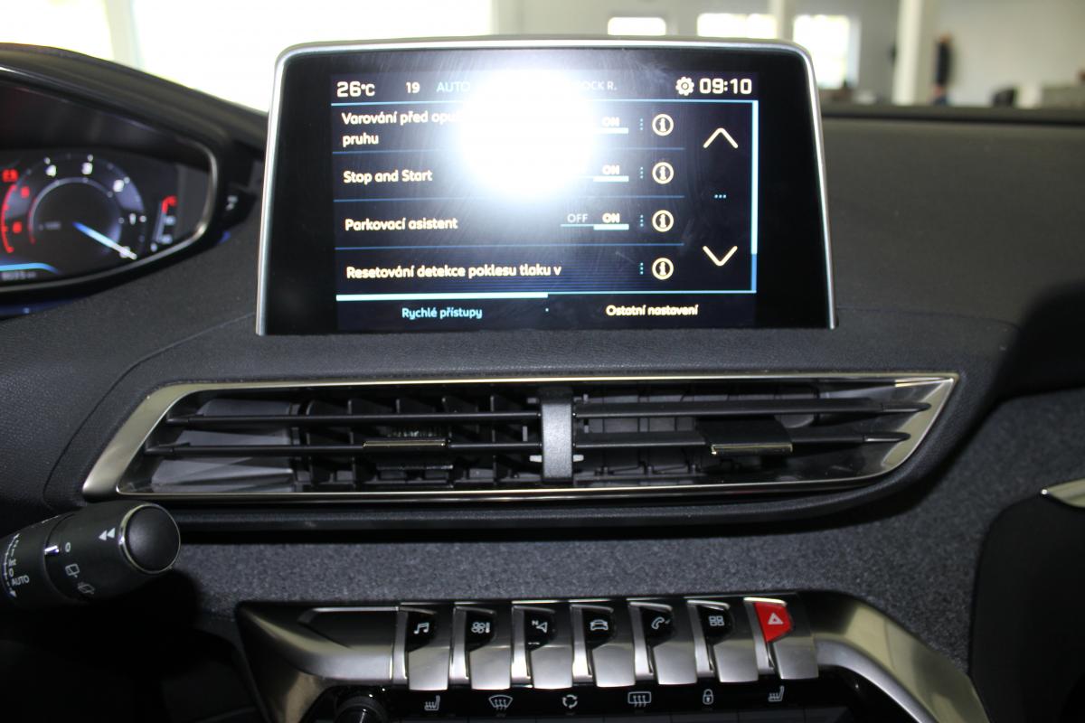 Peugeot 3008 SUV
