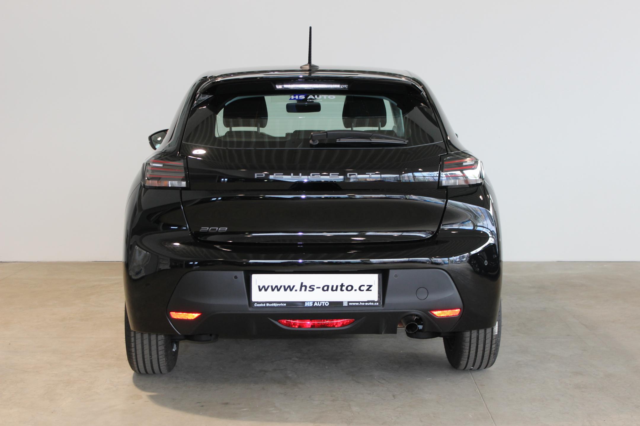 Peugeot 208 hatchback