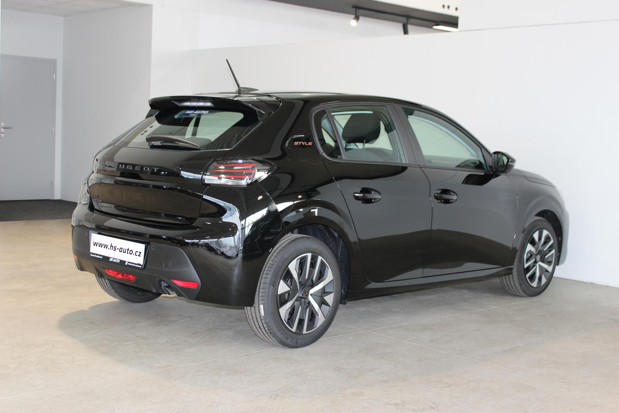 Peugeot 208 hatchback