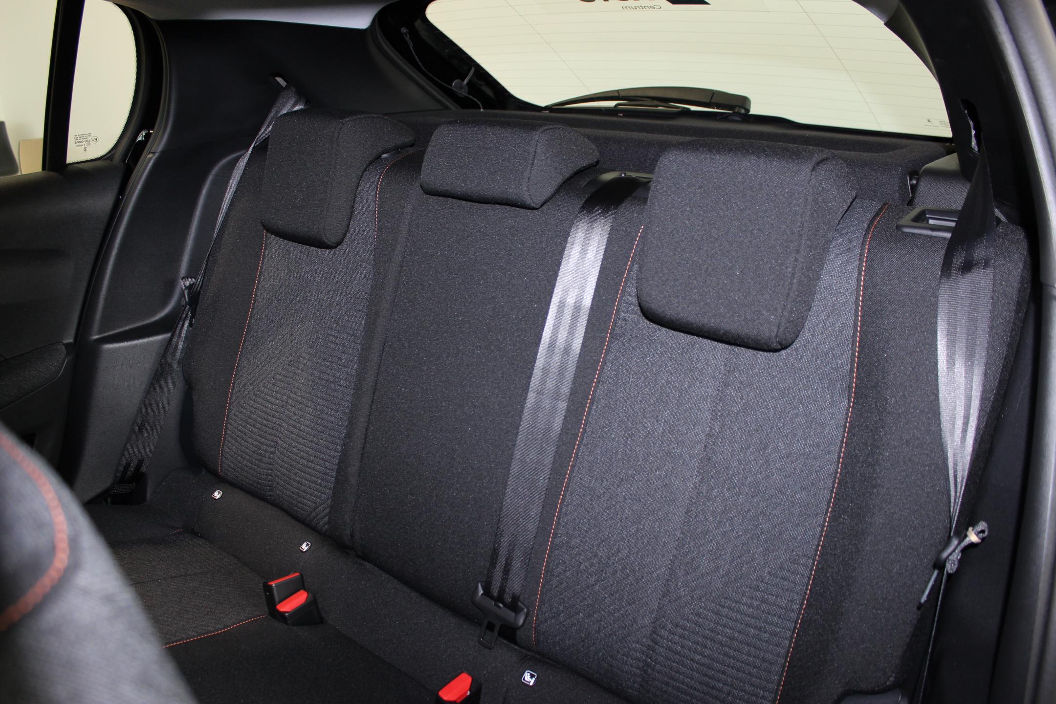 Peugeot 208 hatchback