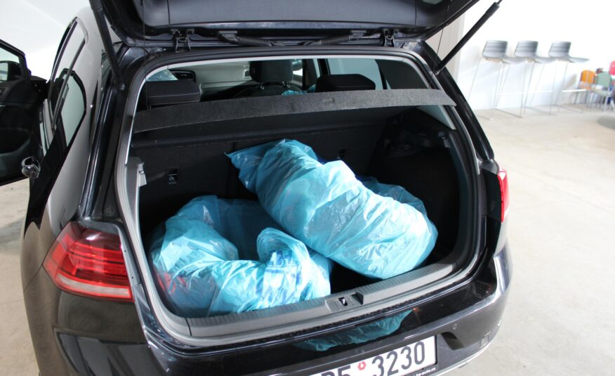 Volkswagen Golf hatchback