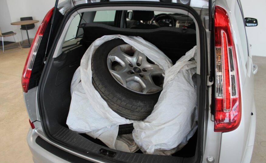 Ford C-MAX MPV
