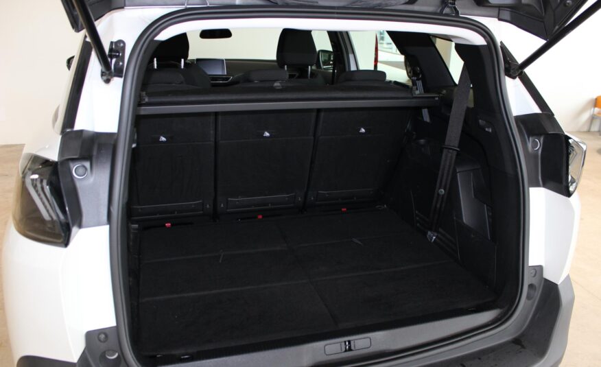 Peugeot 5008 SUV