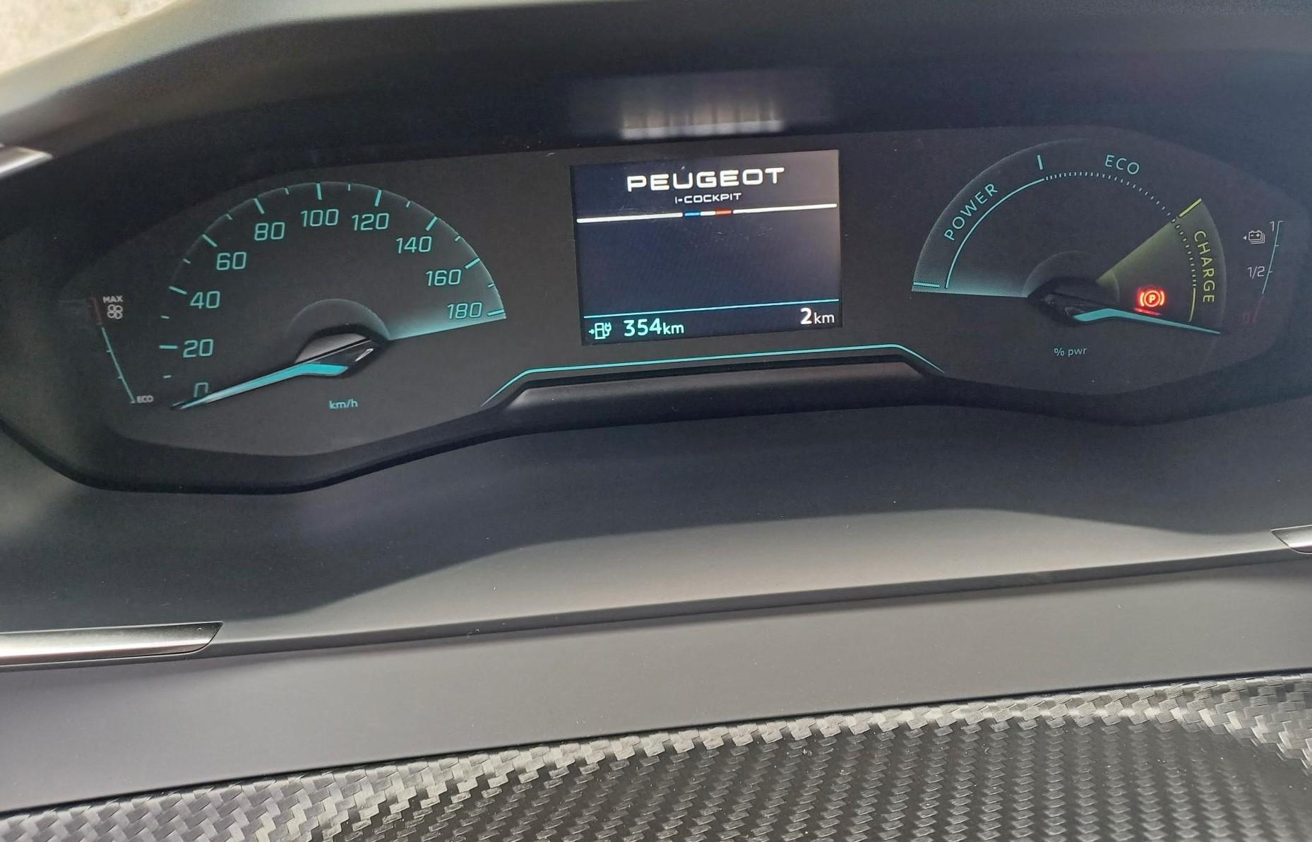 Peugeot 208 hatchback