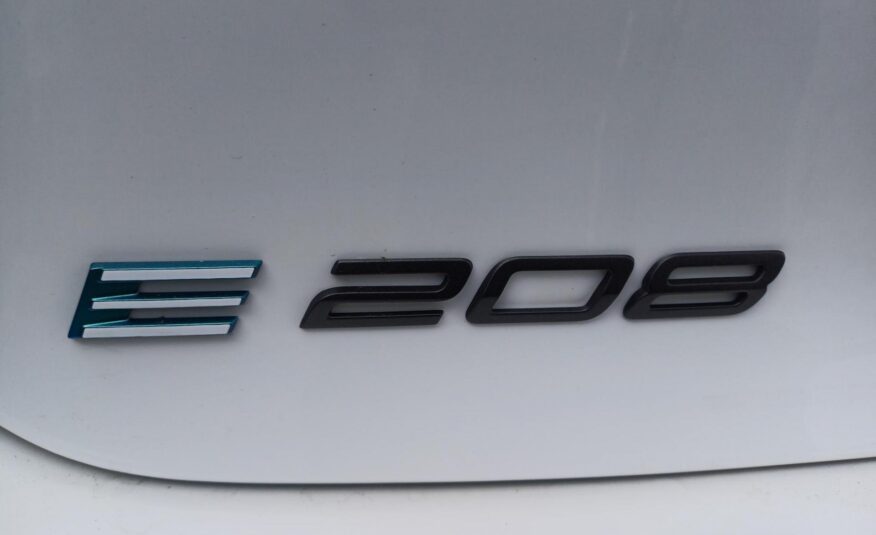 Peugeot 208 hatchback