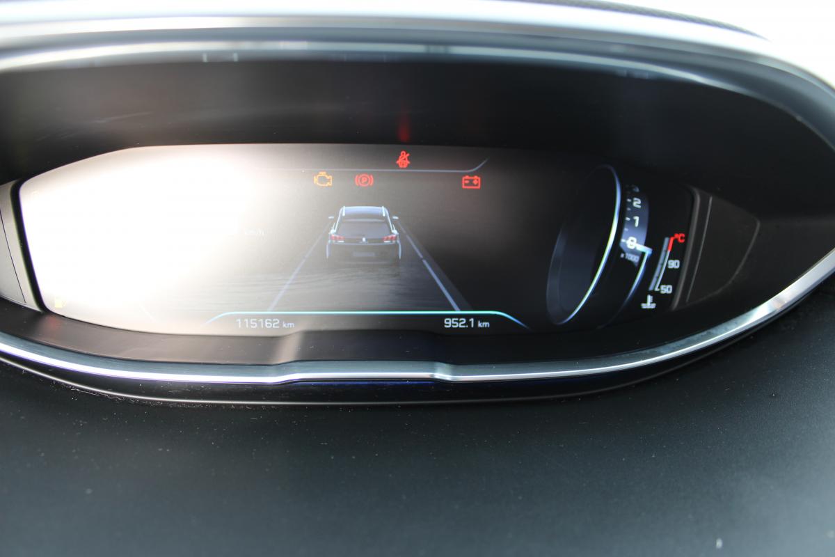 Peugeot 5008 SUV