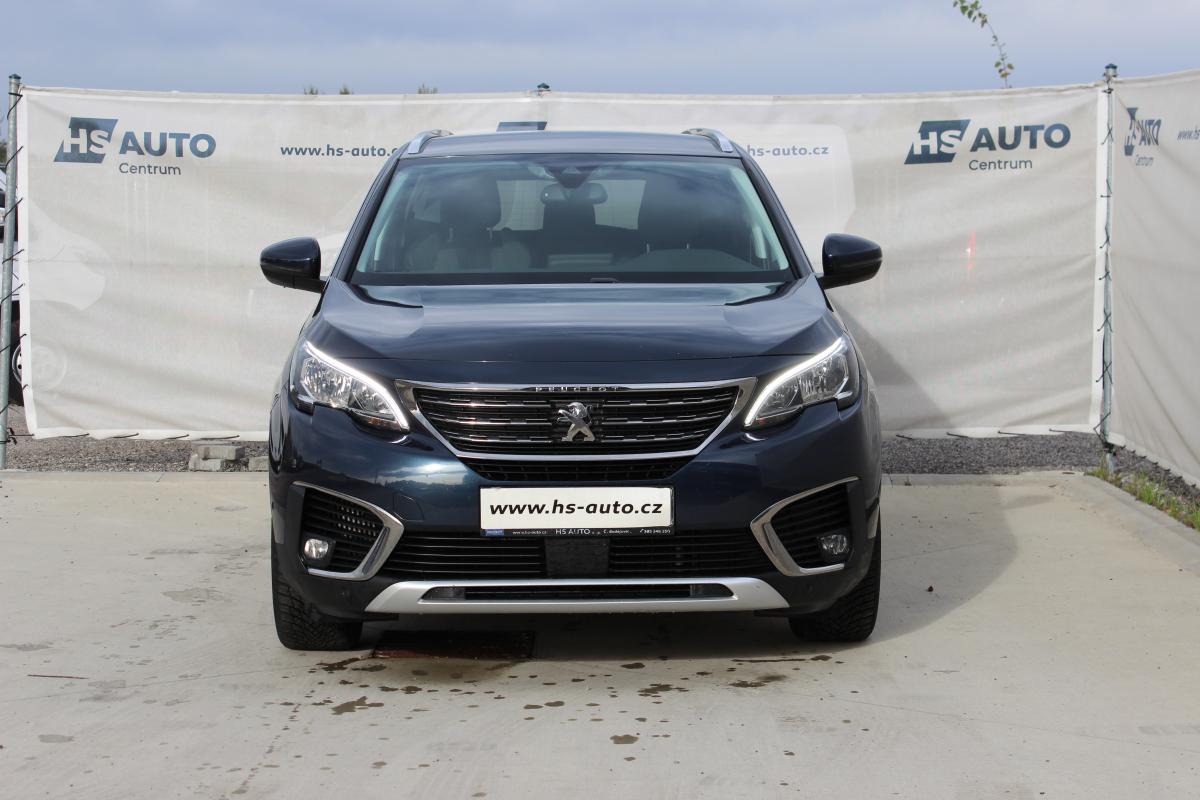 Peugeot 5008 SUV