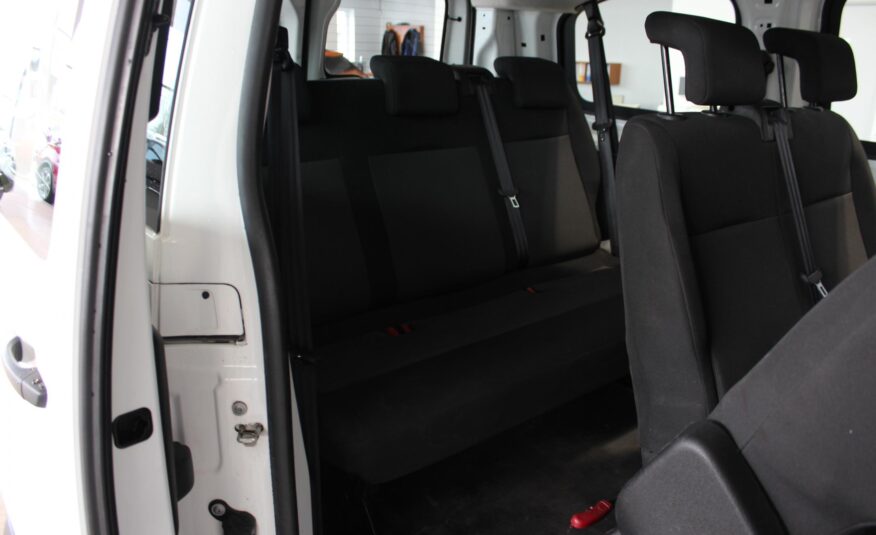 Opel Vivaro kombi