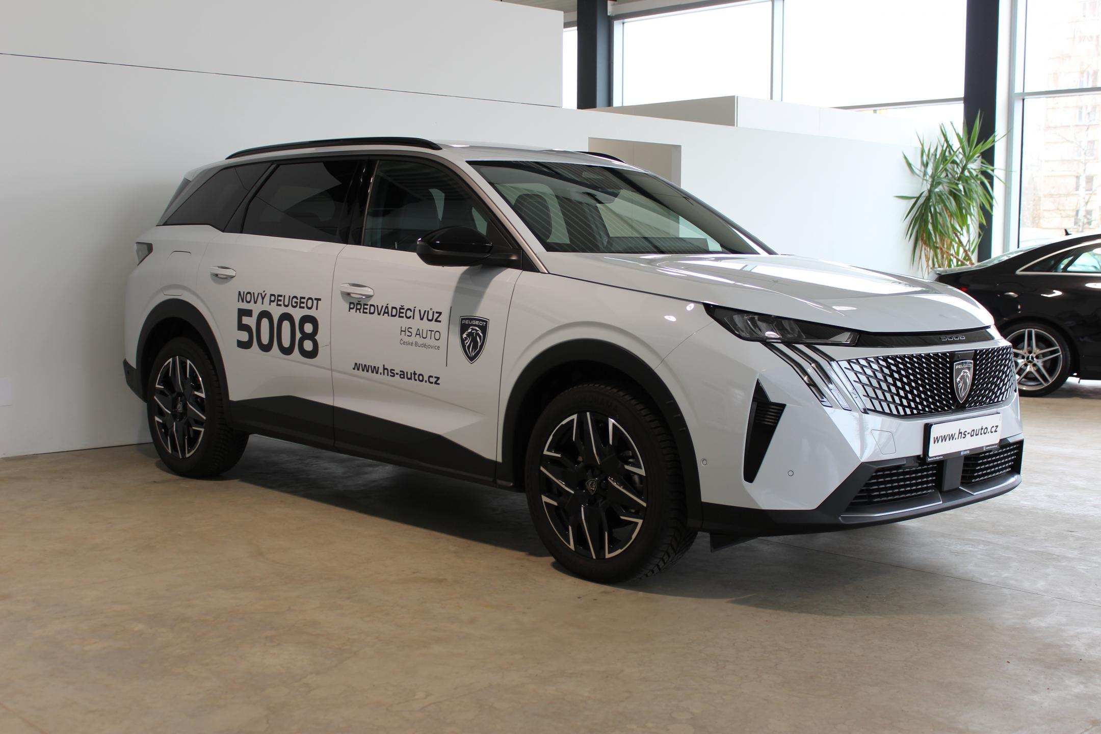 Peugeot 5008 SUV
