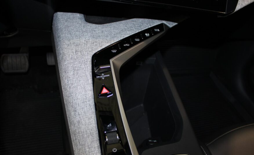 Peugeot 5008 SUV