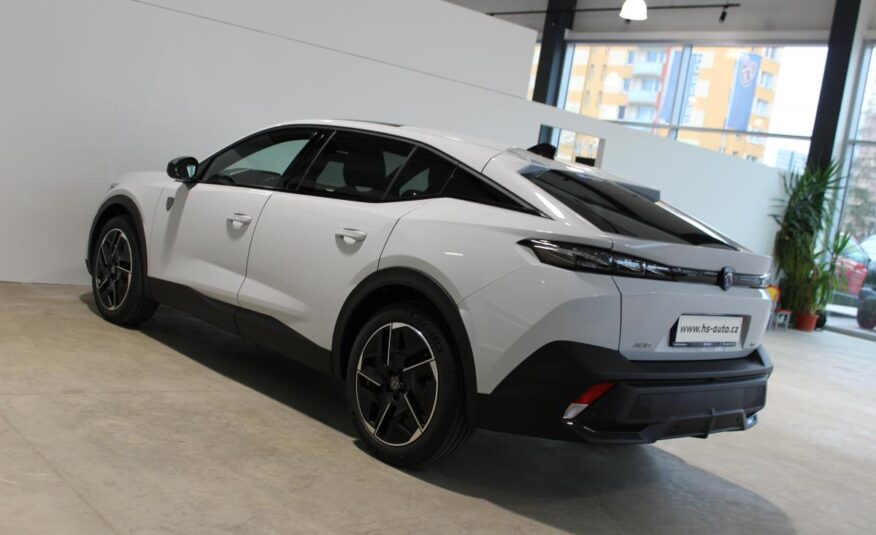 Peugeot 408 liftback