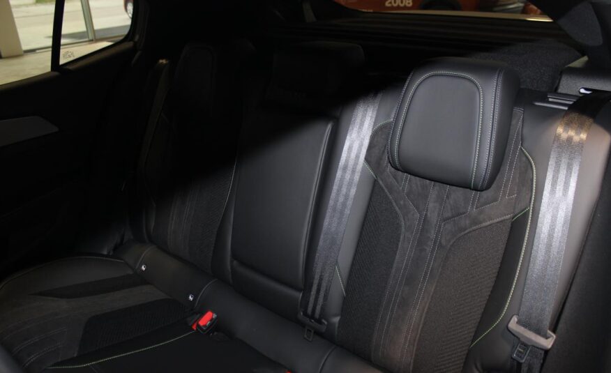 Peugeot 408 liftback
