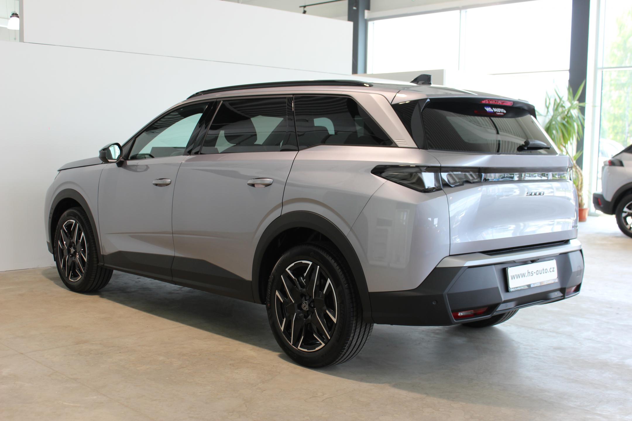 Peugeot 5008 SUV