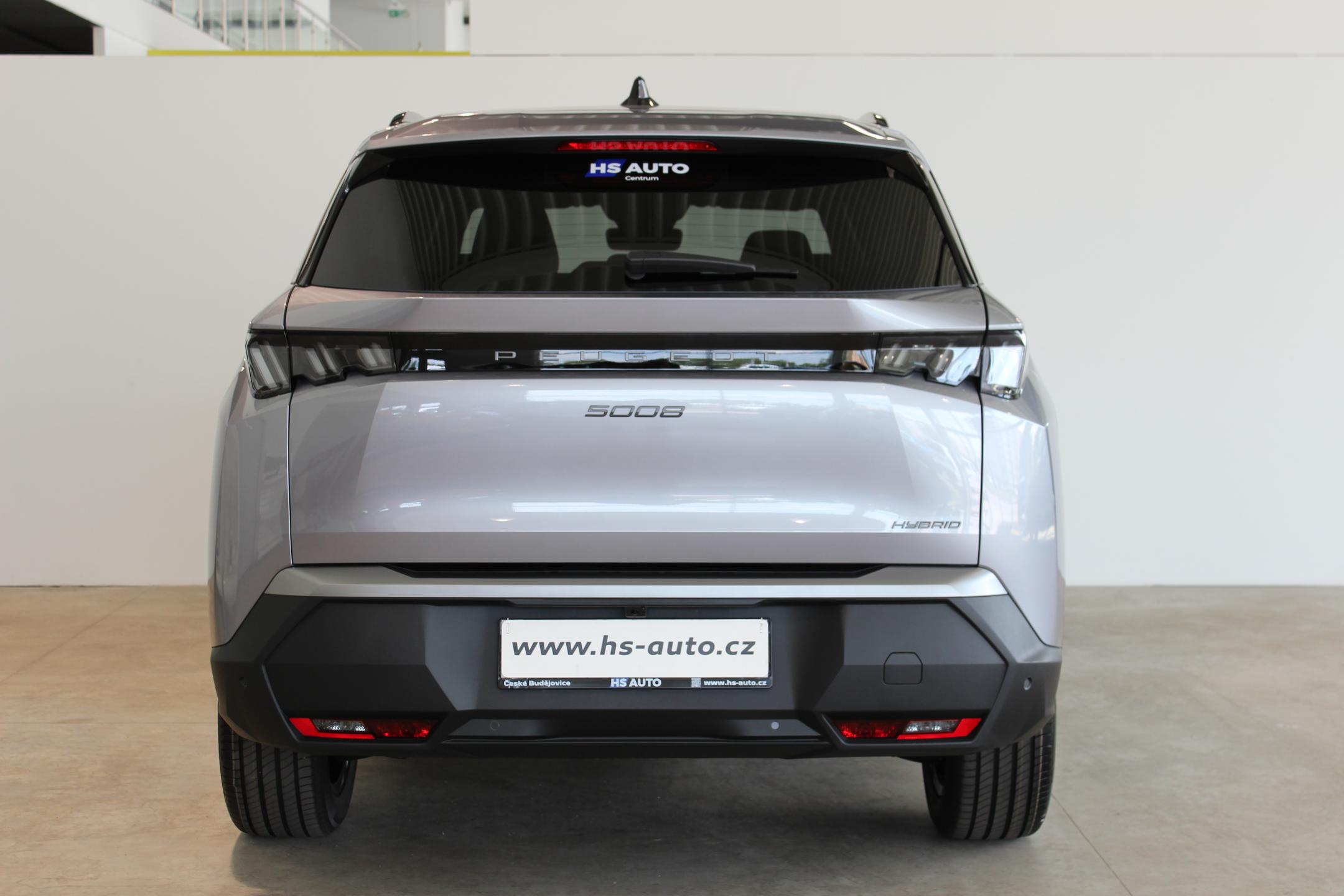 Peugeot 5008 SUV