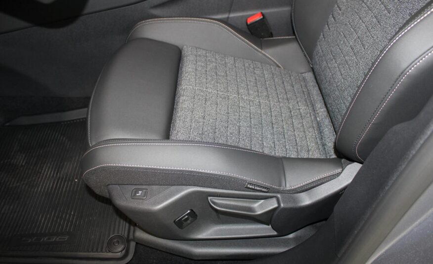 Peugeot 5008 SUV