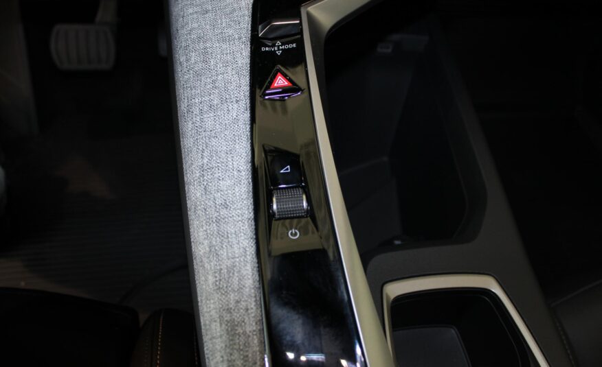 Peugeot 5008 SUV