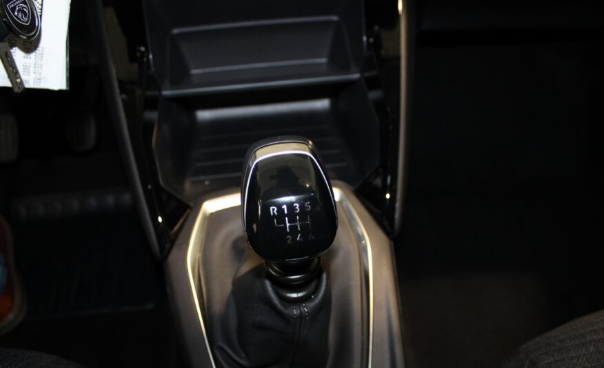 Peugeot 208 hatchback