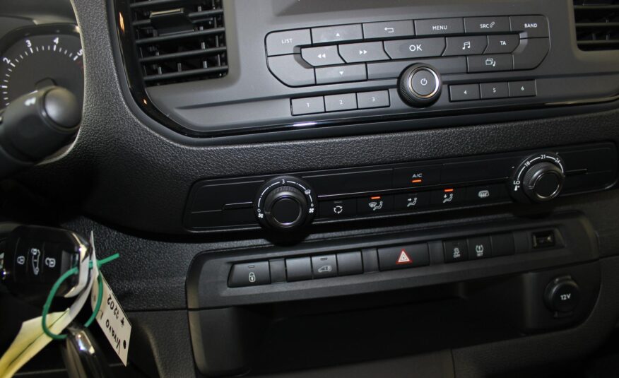 Opel Vivaro skříň