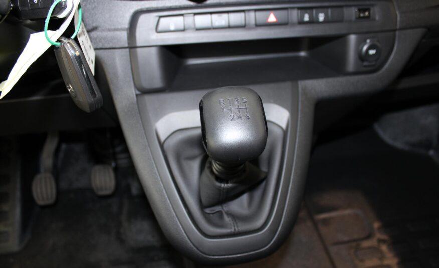 Opel Vivaro skříň