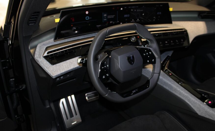 Peugeot 5008 SUV