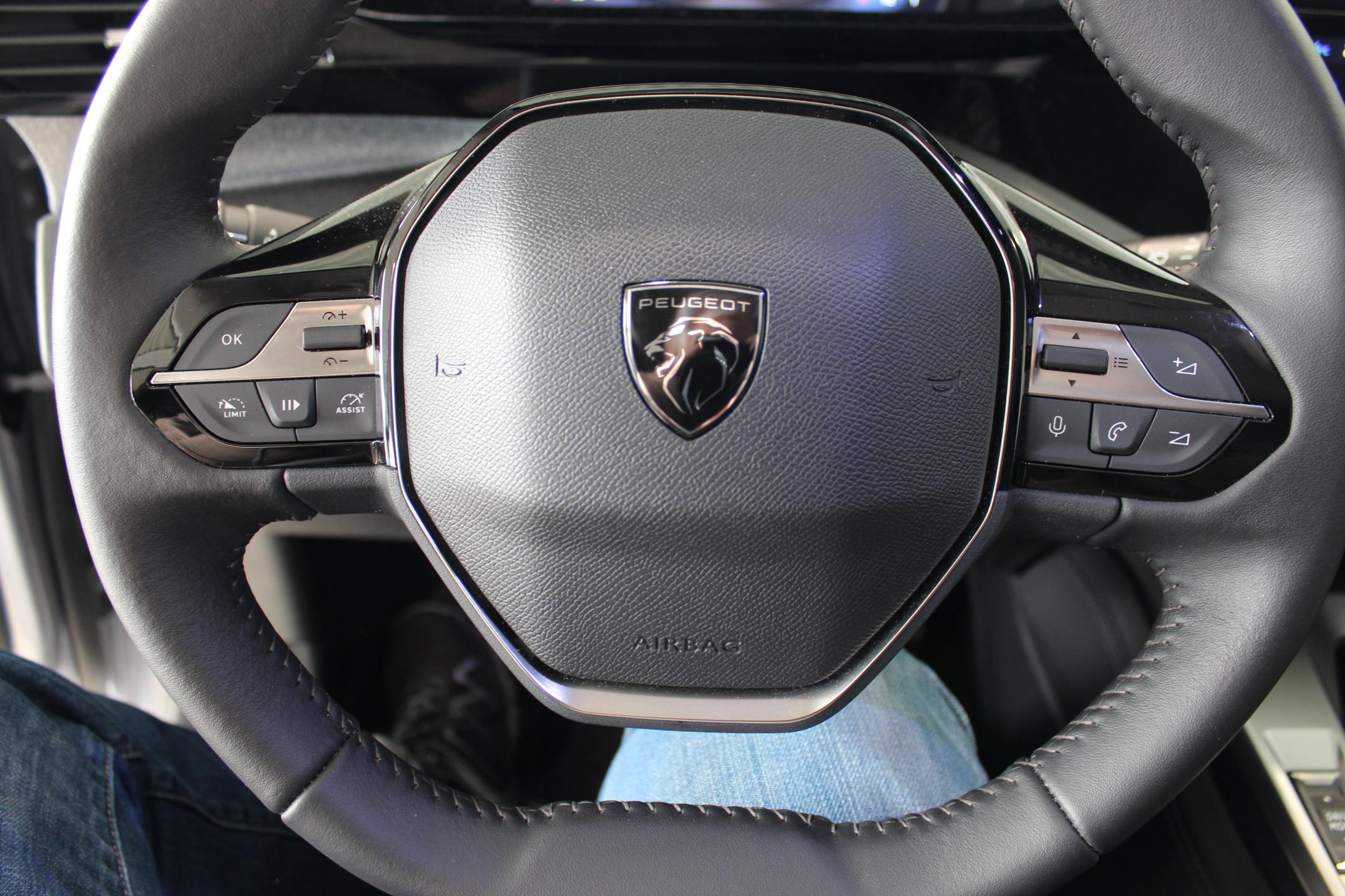 Peugeot 308 hatchback