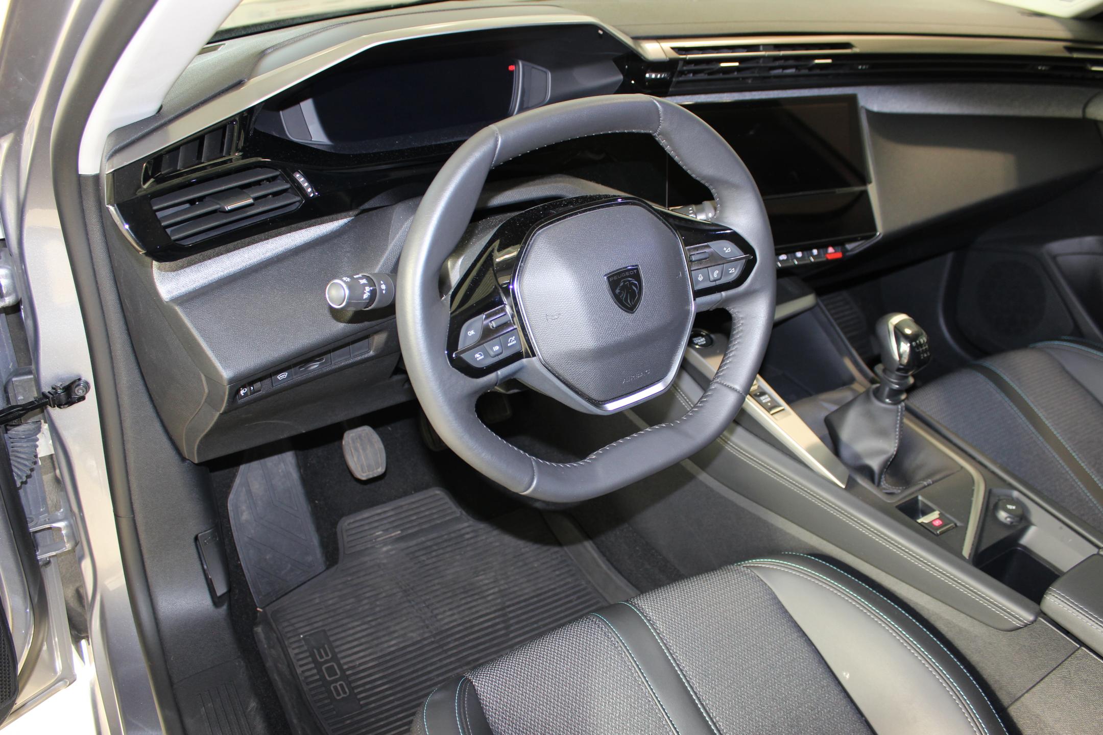 Peugeot 308 hatchback