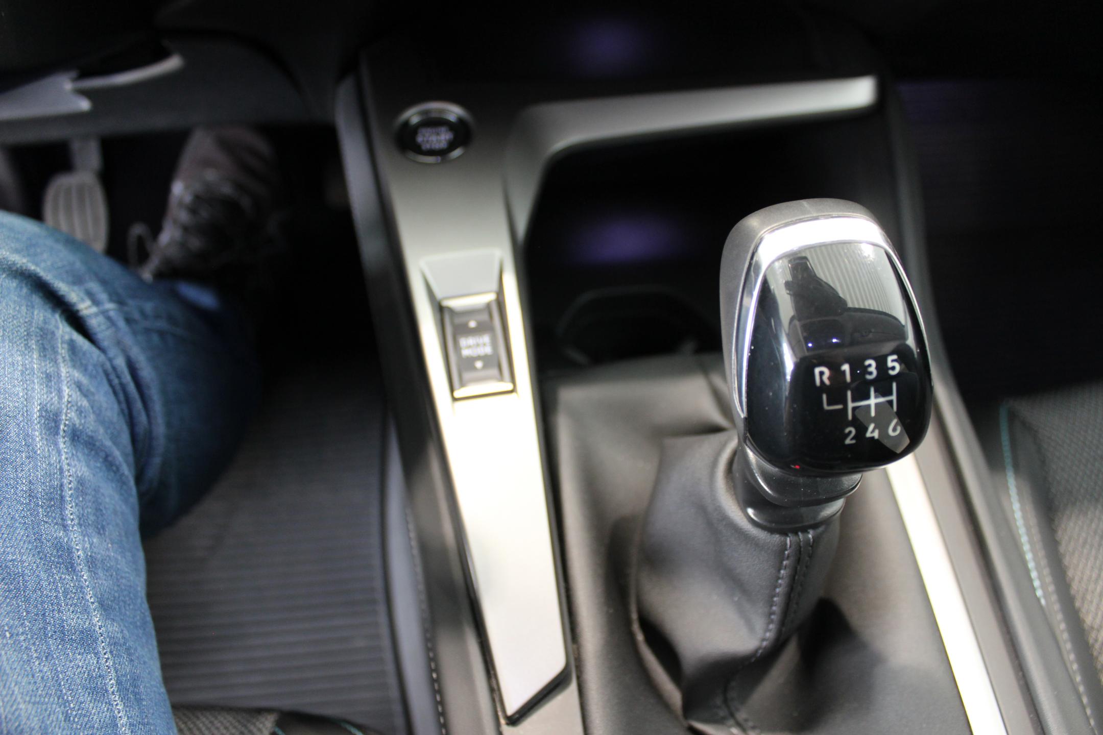 Peugeot 308 hatchback