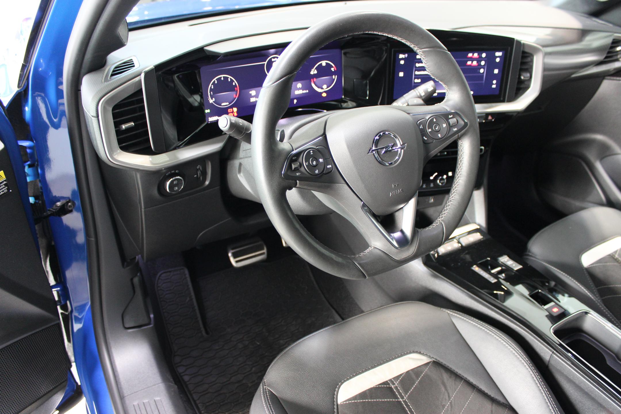 Opel Mokka hatchback