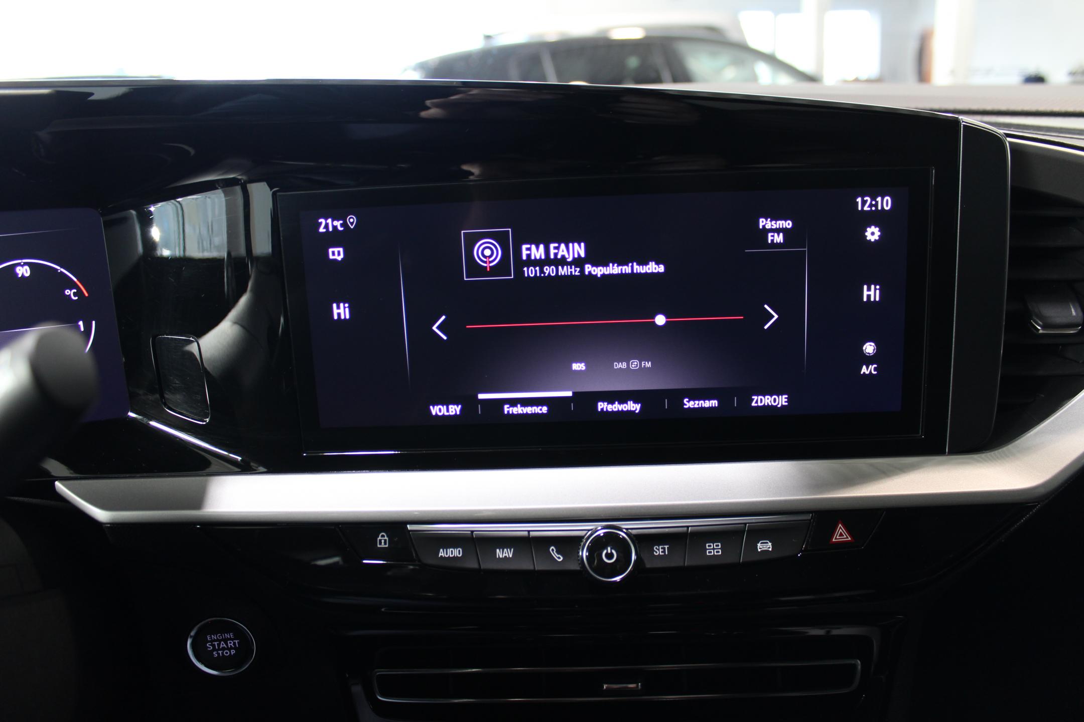 Opel Mokka hatchback