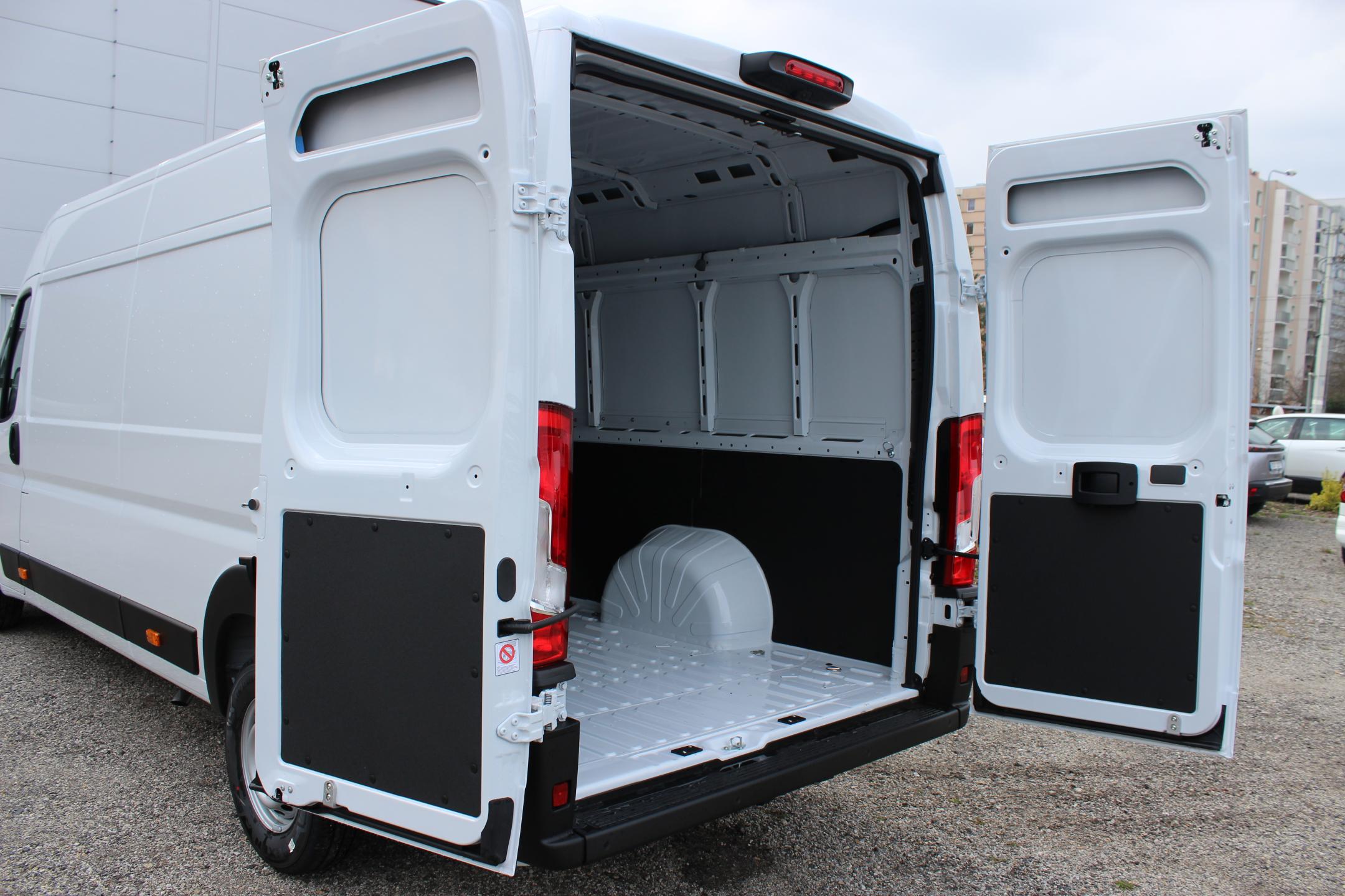 Peugeot Boxer užitkové