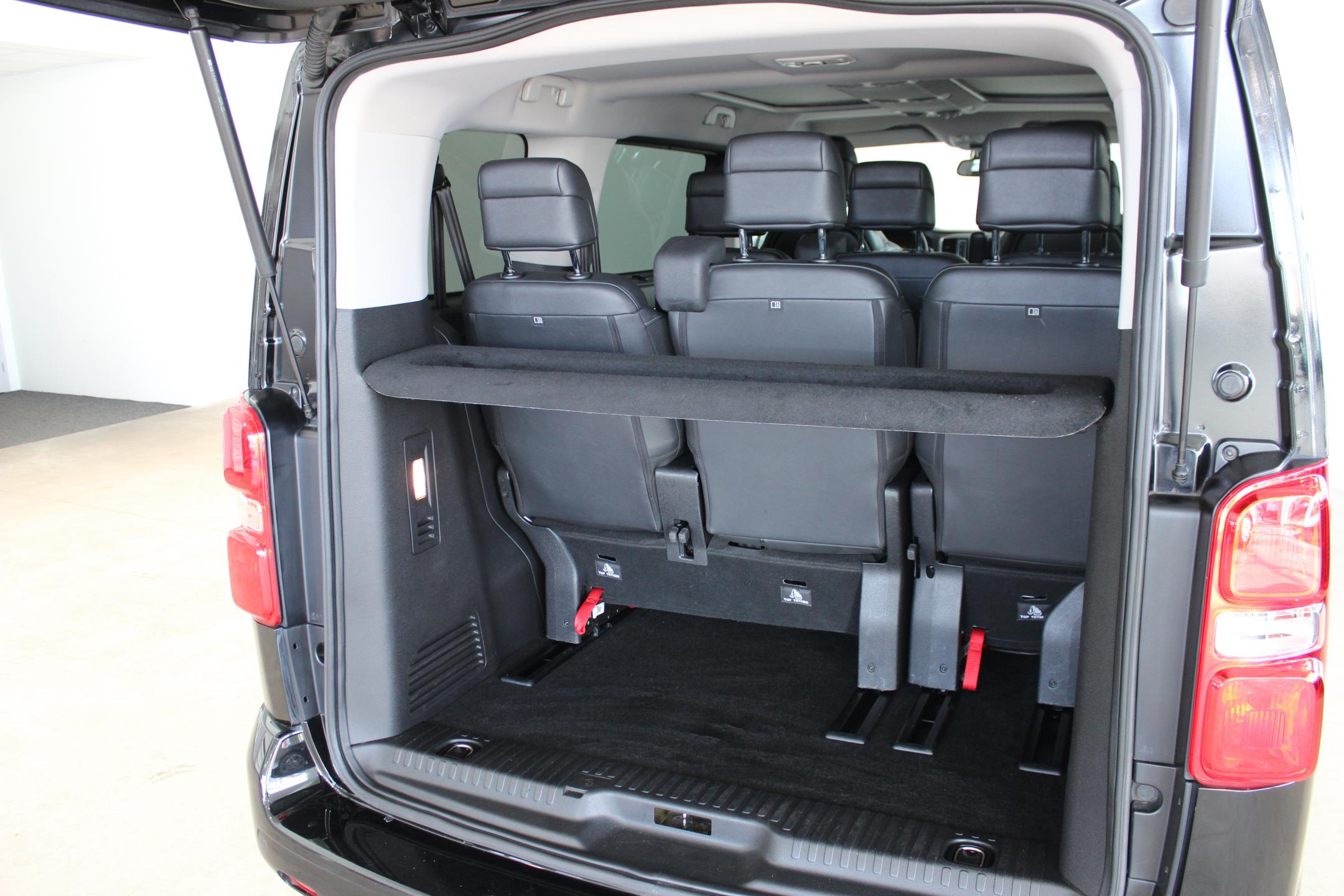 Peugeot Traveller MPV