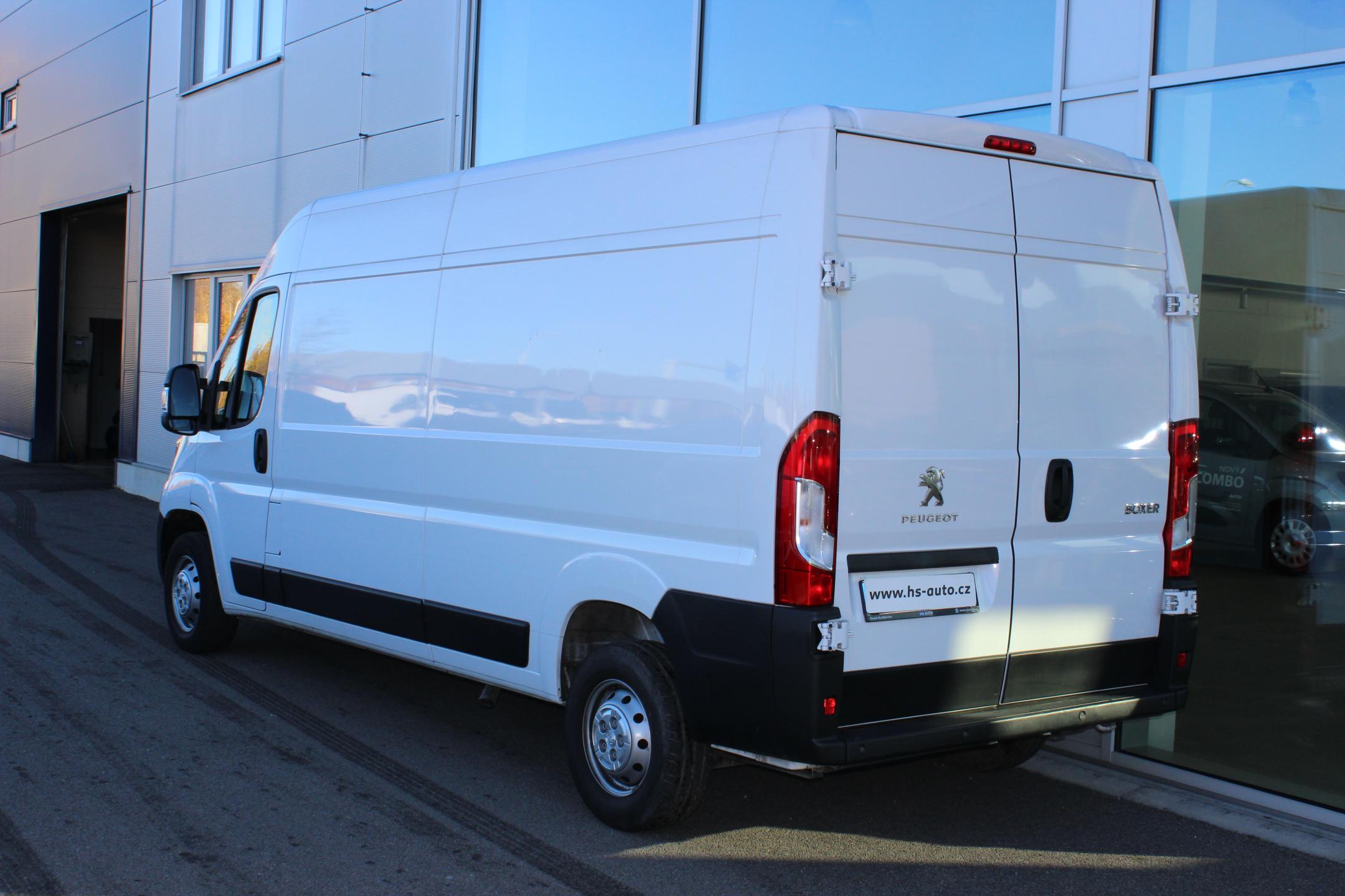 Peugeot Boxer skříň