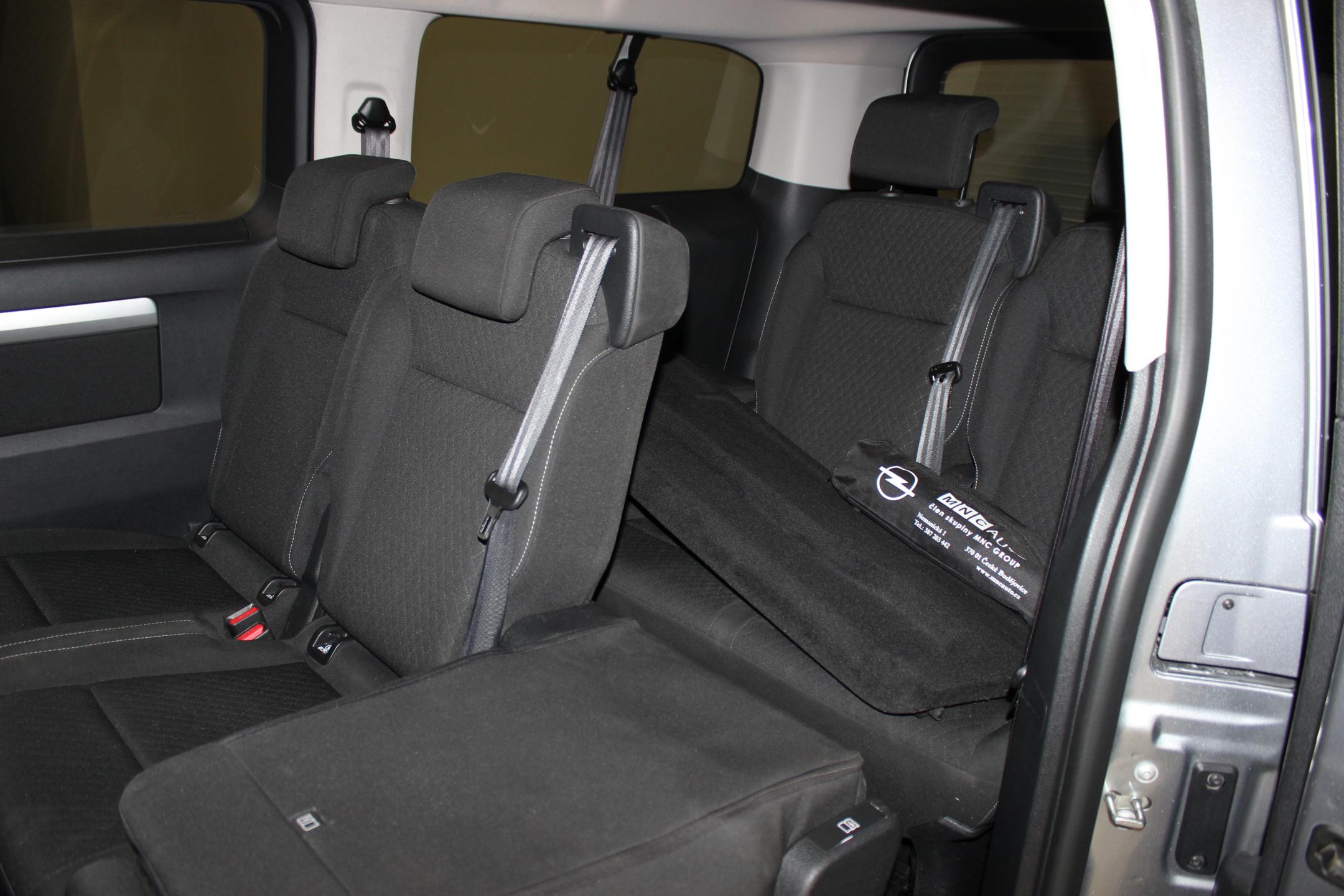 Opel Zafira MPV