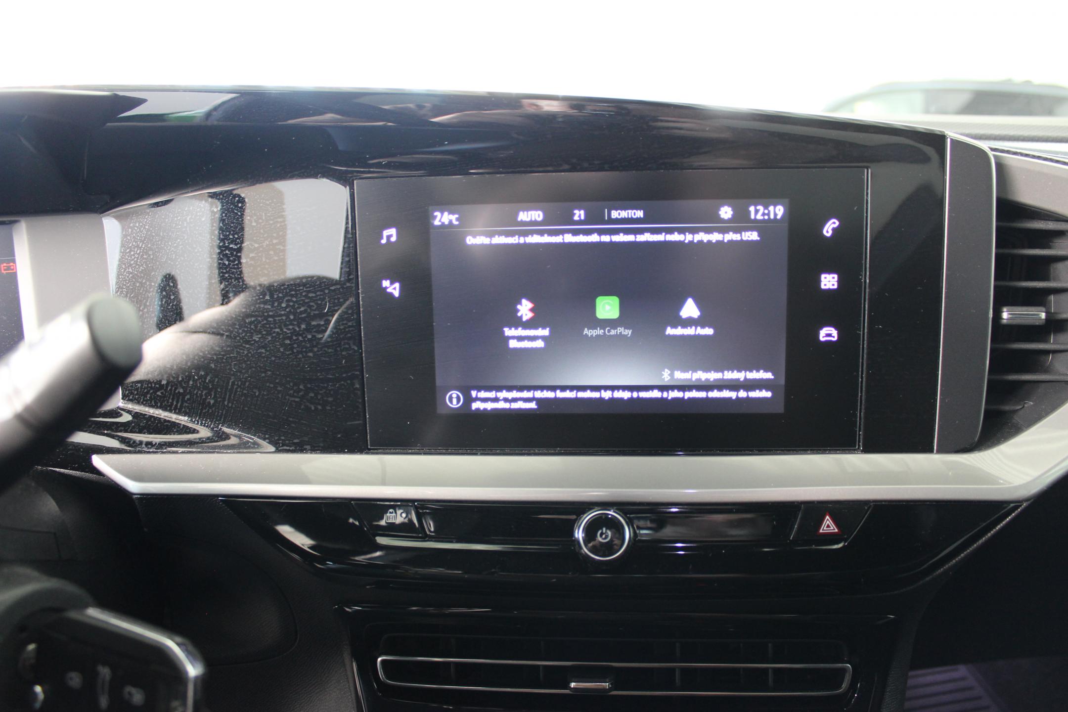 Opel Mokka hatchback