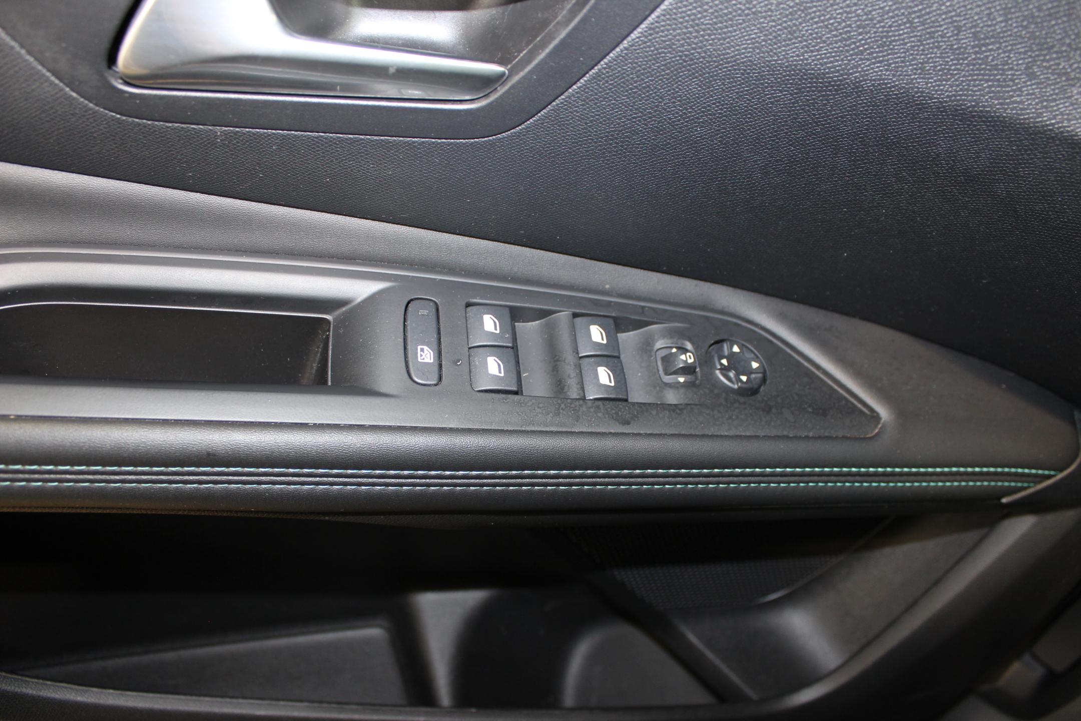 Peugeot 3008 SUV