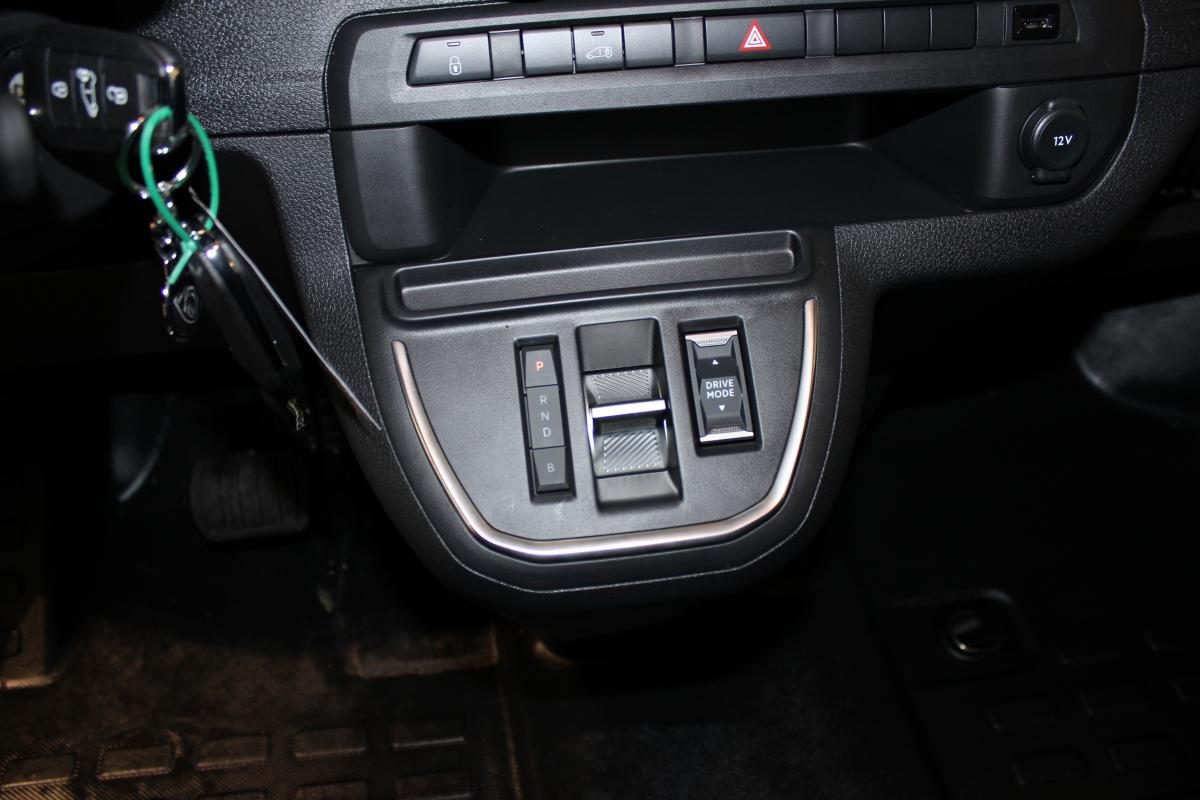 Peugeot Expert skříň