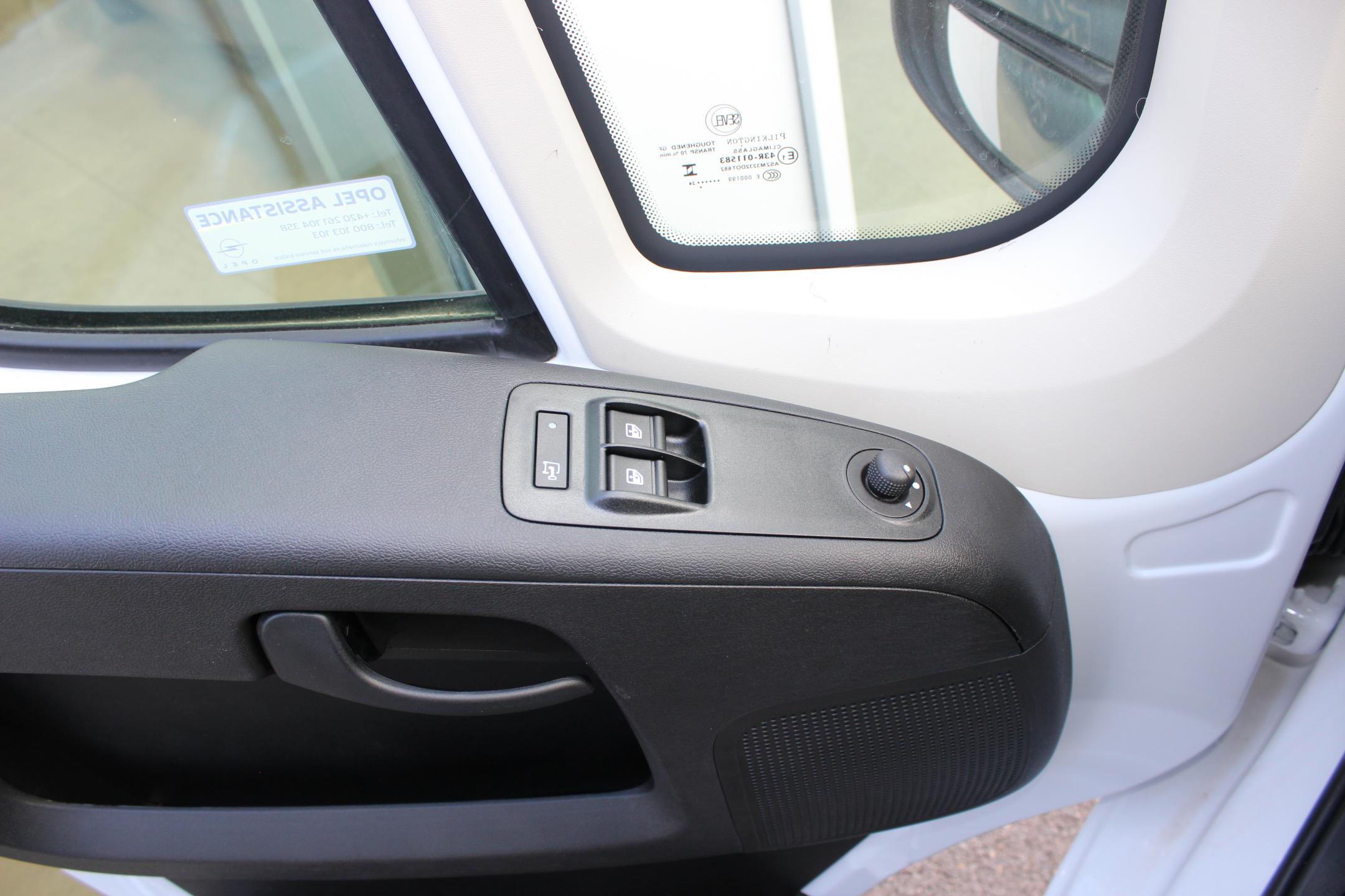 Opel Movano skříň