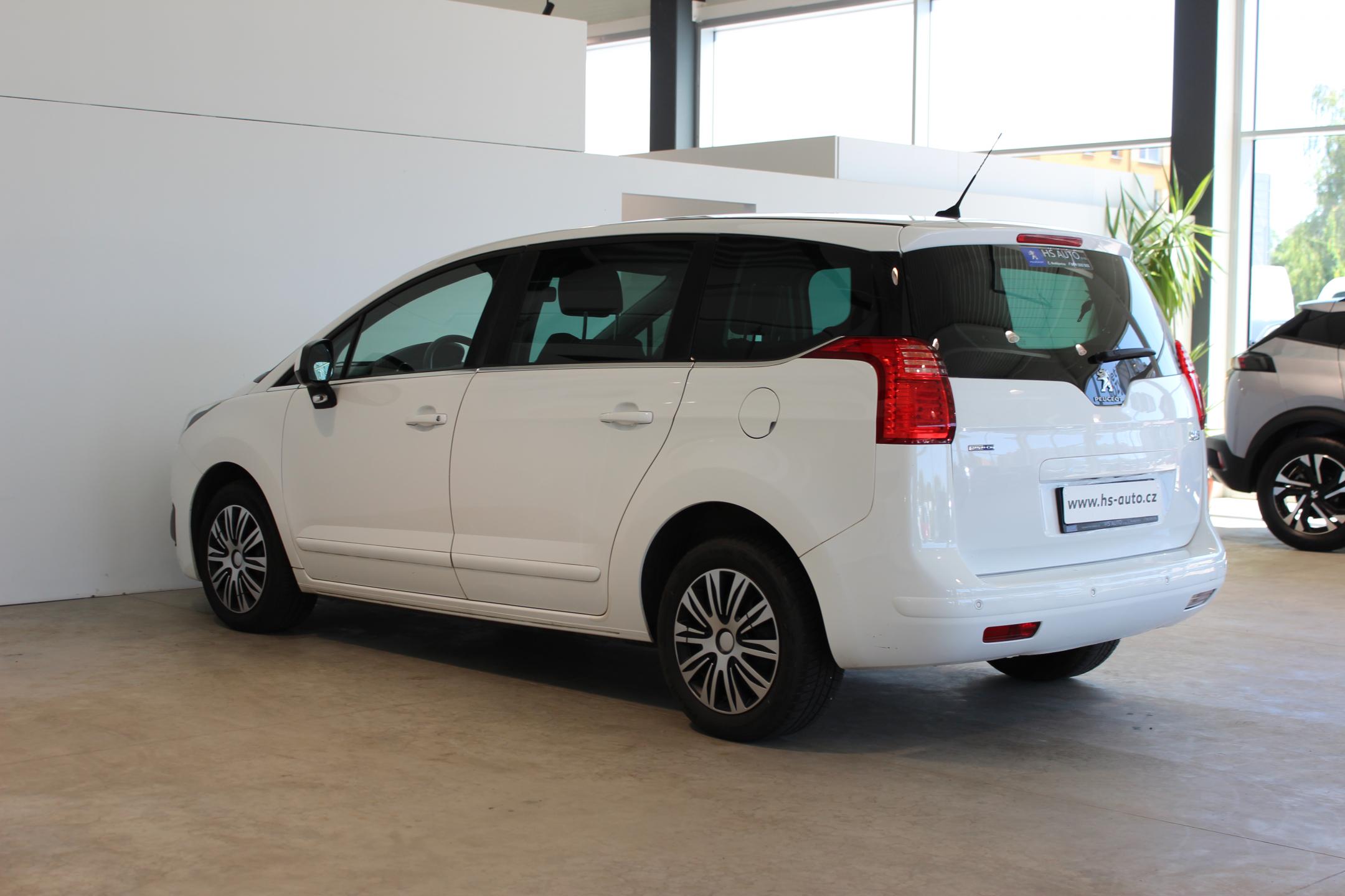 Peugeot 5008 SUV