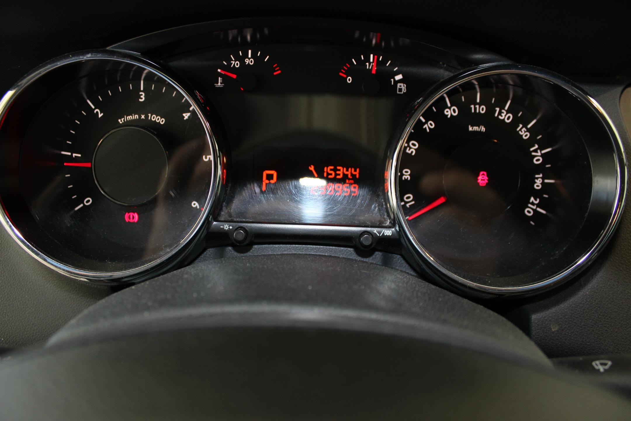 Peugeot 5008 SUV