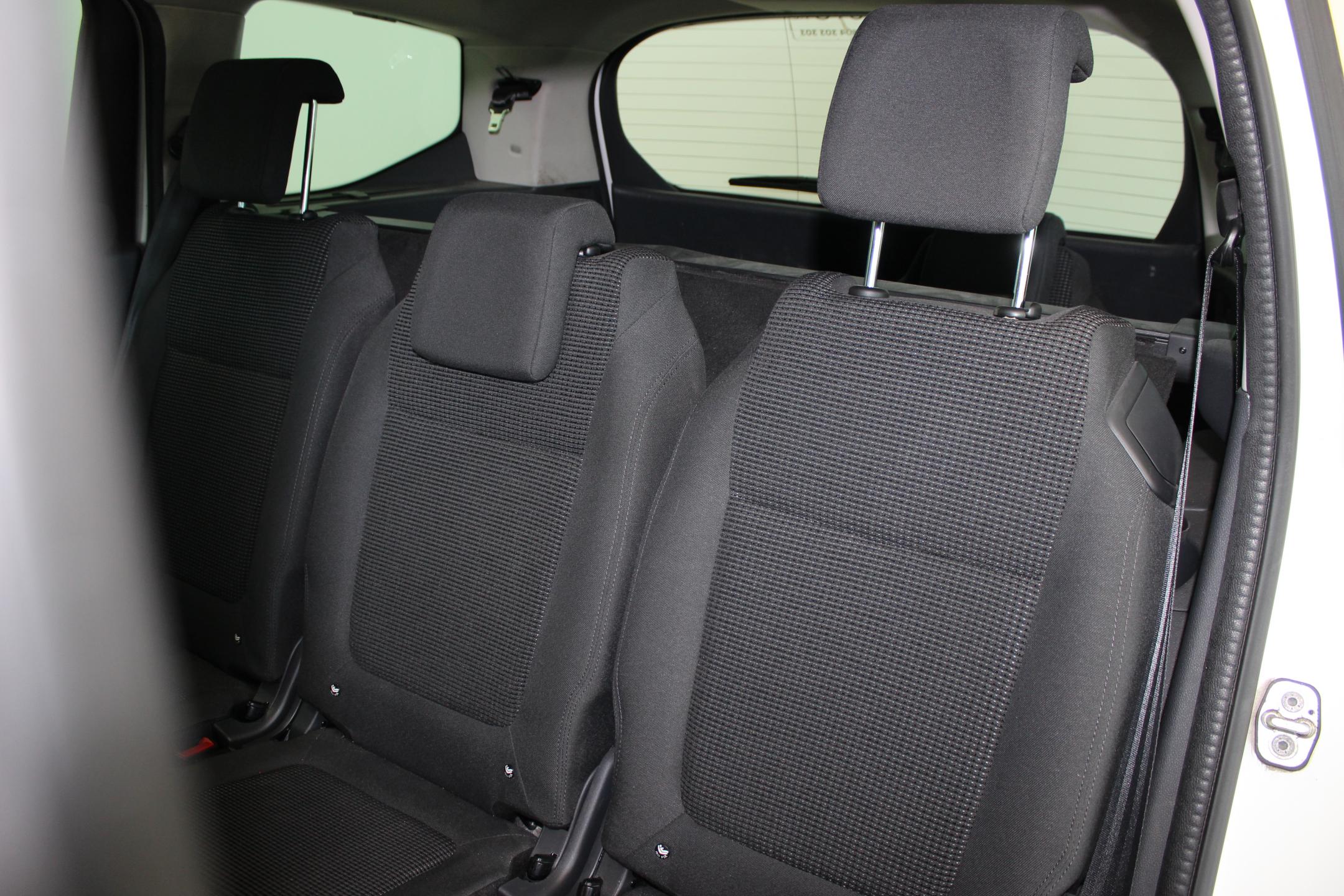 Peugeot 5008 SUV